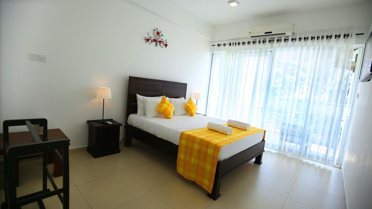 Twenty Two Binaweli Hotel Weligama Kültér fotó