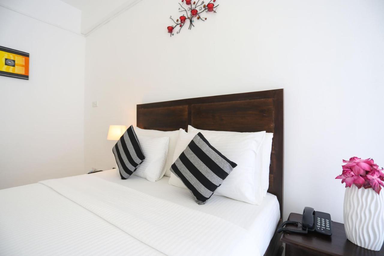 Twenty Two Binaweli Hotel Weligama Kültér fotó